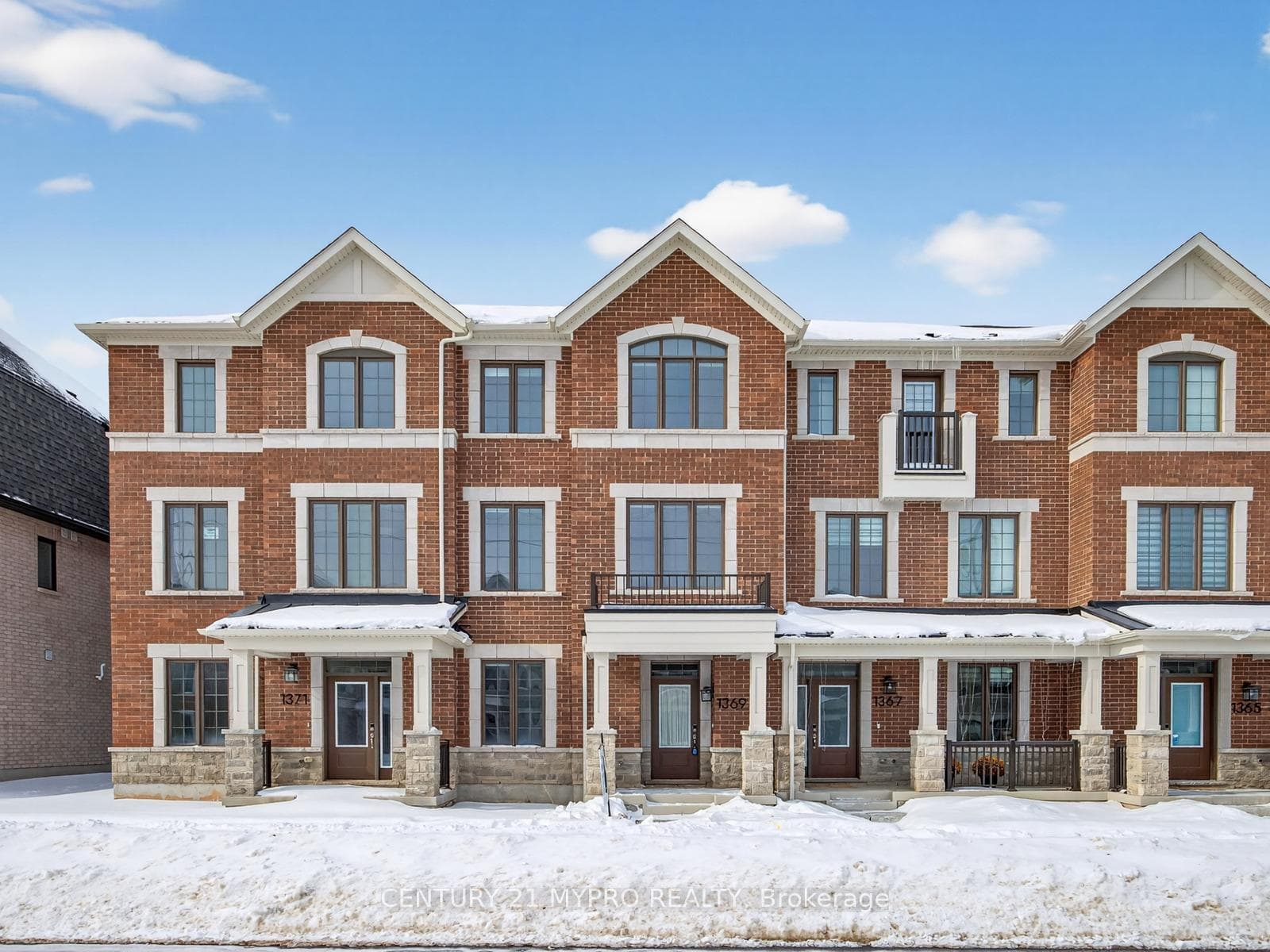 1369 William Halton Parkway - home for sale in Oakville, Ontario