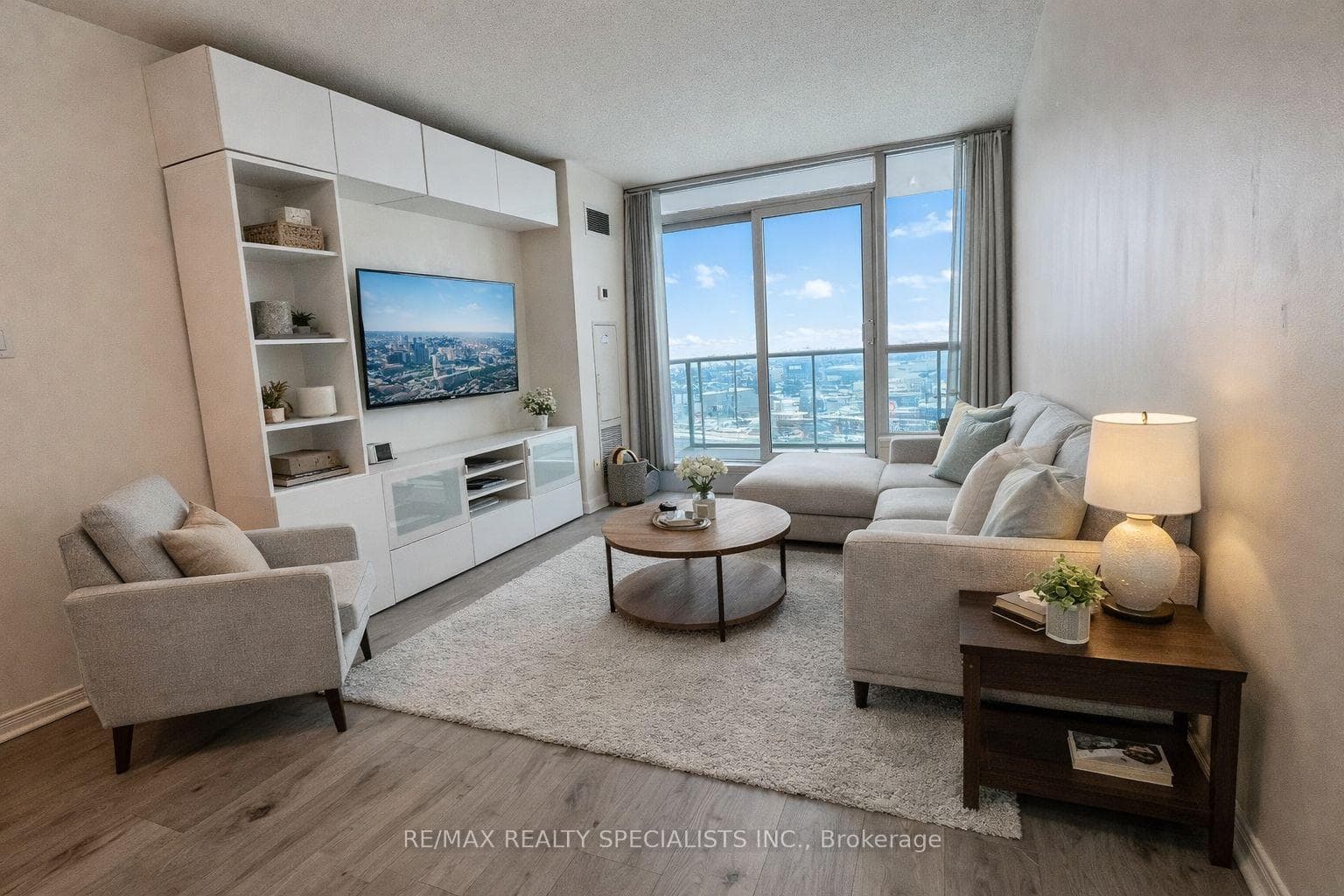 4879 Kimbermount Avenue Unit 810 - featured home for sale in Mississauga, Ontario