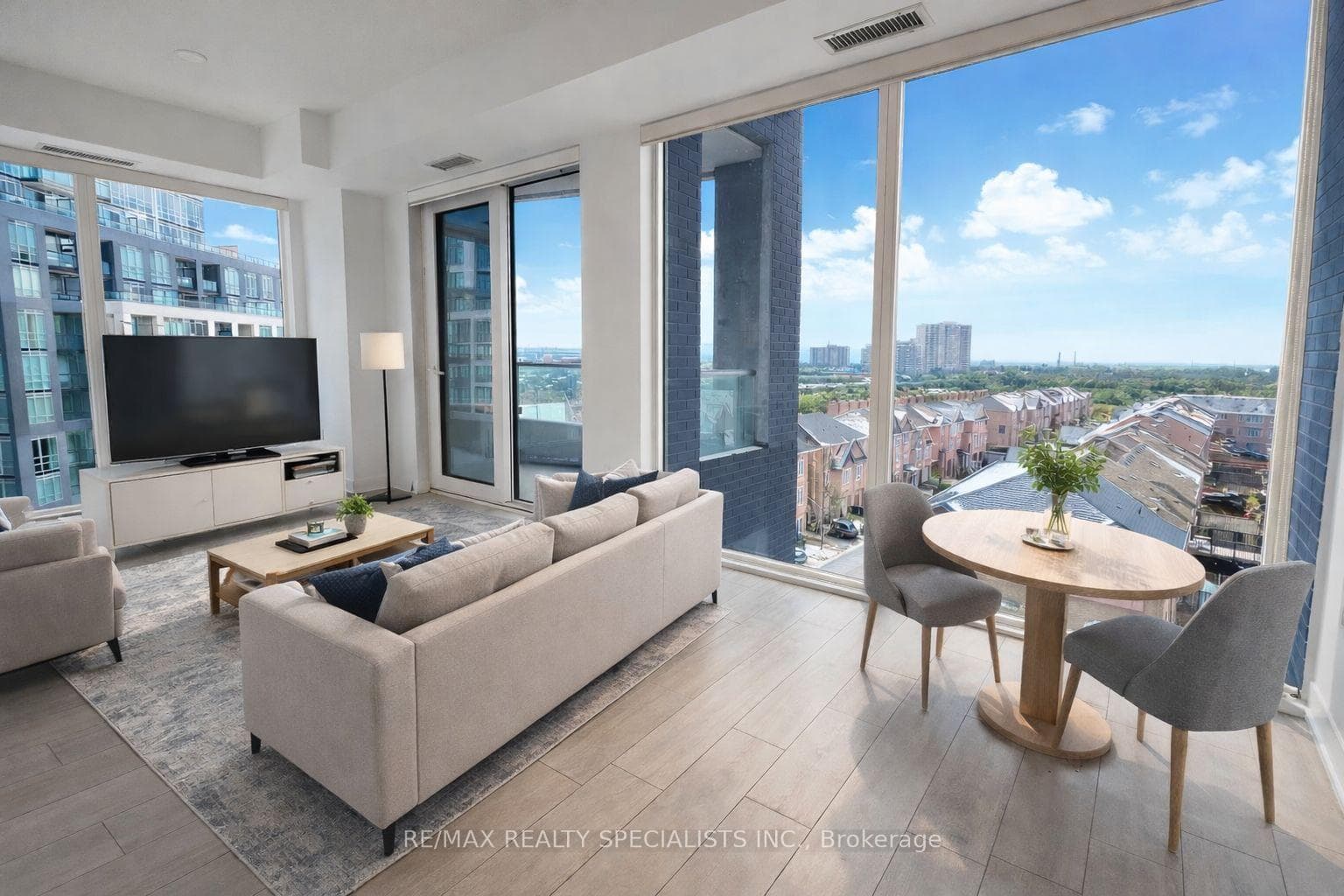 260 Malta Avenue Unit 506 - featured home for sale in Mississauga, Ontario