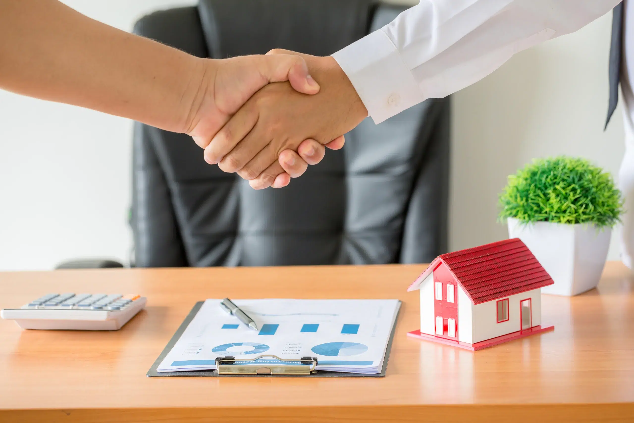 20 Questions to Ask When Choosing a Real Estate Broker