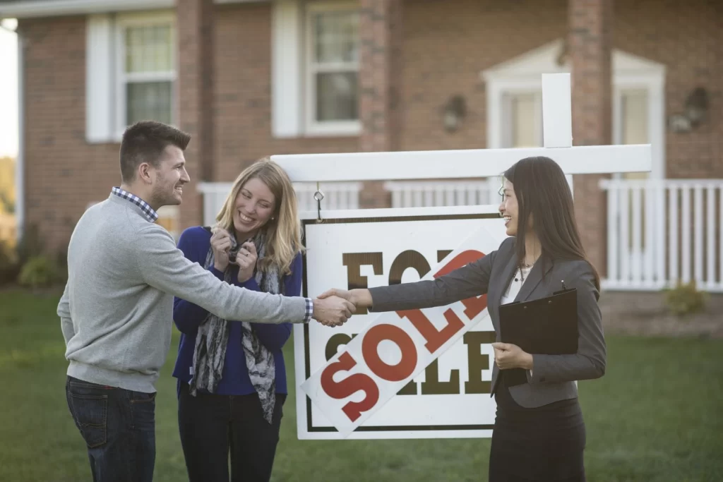 5 Common Home Selling Mistakes (And How to Avoid Them)