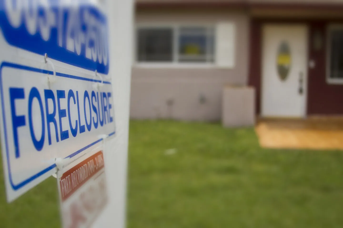 How to Find Foreclosed Properties for Sale